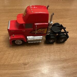 Disney Cars Mack truck